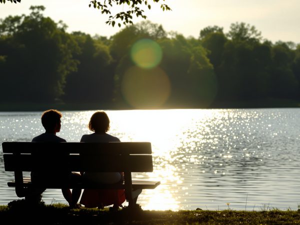 Complicité_amicale_au_soleil